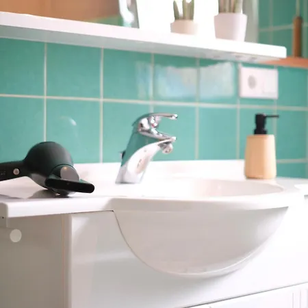 Haus Nuerburgring I 4 Schlafzimmer Fuer 1-10 Personen I Kueche I Garten I Grillplatz *