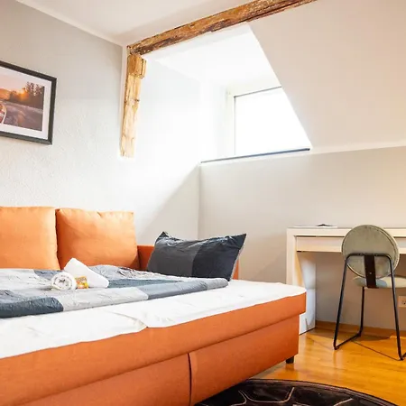 Haus Am Nürburgring I 4 Schlafzimmer Für 1-10 Personen I Tv-lounge I Küche I Garten I Grillplatz Herresbach