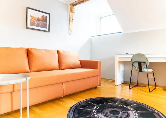 Haus Am Nürburgring I 4 Schlafzimmer Für 1-10 Personen I Tv-lounge I Küche I Garten I Grillplatz Apartamento *