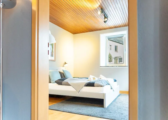 Apartamento Haus Am Nürburgring I 4 Schlafzimmer Für 1-10 Personen I Tv-lounge I Küche I Garten I Grillplatz