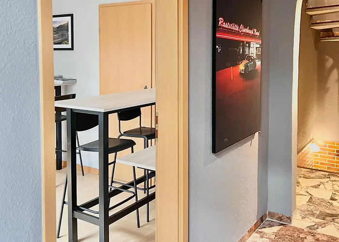 Haus Am Nürburgring I 4 Schlafzimmer Für 1-10 Personen I Tv-lounge I Küche I Garten I Grillplatz * Herresbach